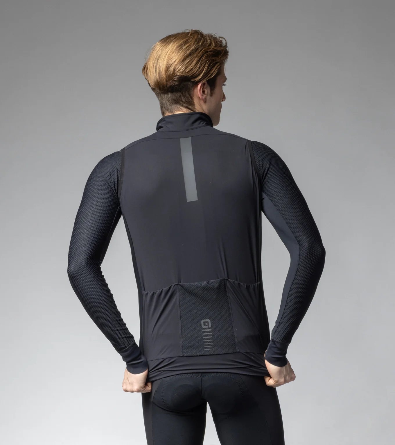 ALÉ CYCLING r-ev1 | Water Repellent Vest Riparo Black